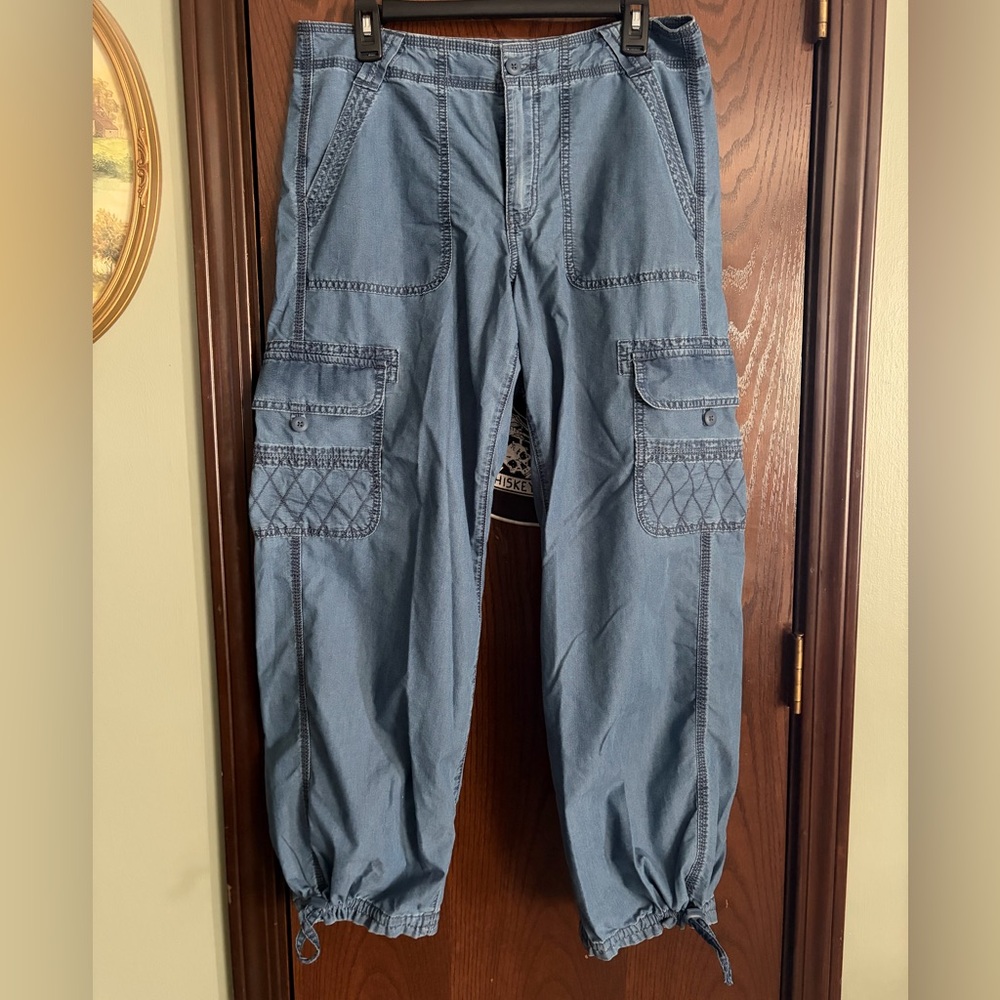American Eagle jogger jeans
